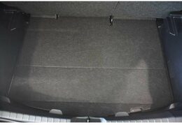 Vana do kufru TOYOTA Yaris III Hatchback 2011-> dolní kufr