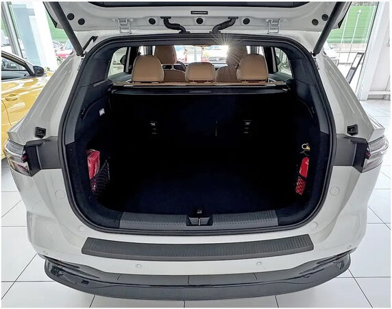 Nášlap kufru MG HS r.v. 2024->