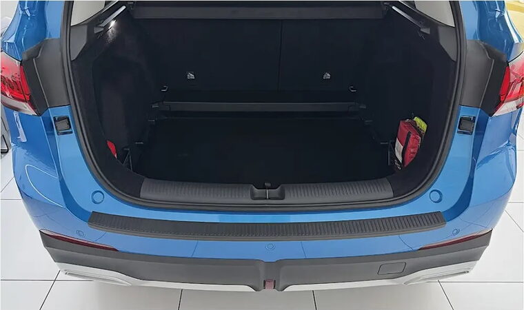 Nášlap kufru MG ZS r.v. 2024->