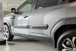 Lišty dveří Dacia Duster r.v. 2024->