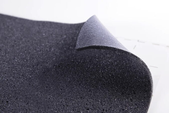 Zvukově izolační a tlumící materiál STP BIPLAST 5 - 37,5 x 50 x 0,5 cm - 1ks