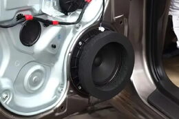 Samolepící akustická izolace reproduktorů 165mm - balení 2ks