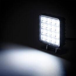 LED světlo (s vypínačem) na pracovní stroje 10-30V, 16x1W, ECE R10