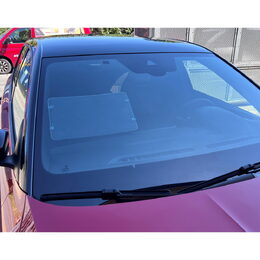 Solární 10W udržovací nabíječka 12V autobaterií