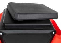 Dílenská židle na kolečkách s úložným prostorem na nářadí 150 kg