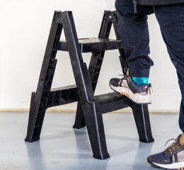 Skládací žebříková stolička 51,5cm 150kg