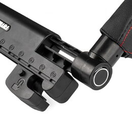 Sklopná opěrka hlavy do auta, černá s červeným prošitím