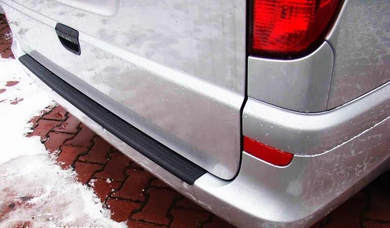 Nášlap kufru Mercedes Viano r.v. 2003-2011