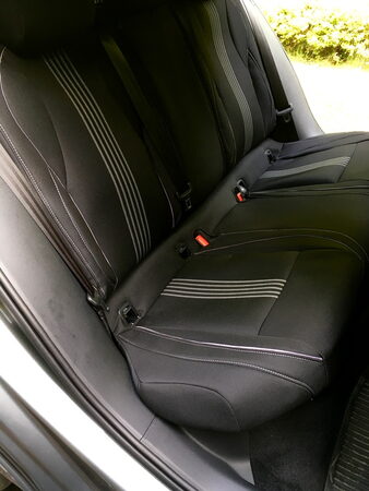 Autopotahy ŠKODA OCTAVIA IV SPORTLINE, RS, od r. 2020, AUTHENTIC, žakar pruhy