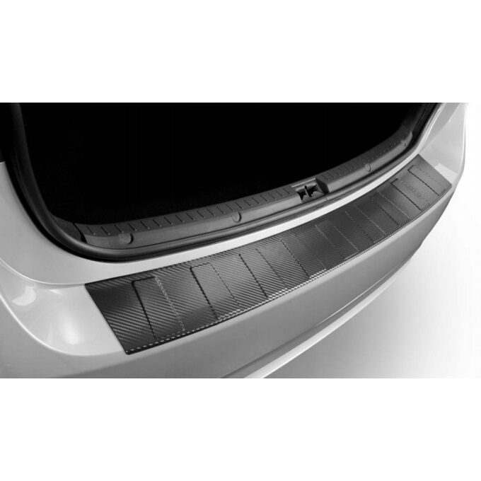 Ochranná lišta hrany kufru - Škoda Fabia III Combi r.v. 2014-2018 (carbon)