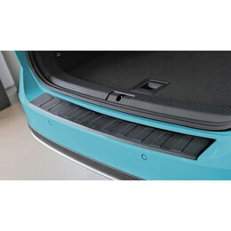 Ochranná lišta hrany kufru - Škoda Fabia III Combi r.v. 2014-2018 (carbon)