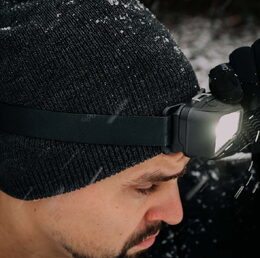 Čelovka univerzální LED 1800 mAh s pohybovým senzorem