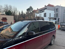 Střešní nosič THULE WingBar EDGE VOLKSWAGEN Multivan T7 r.v. 2022-> (Černé tyče)