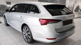 Ochranná lišta hrany kufru - Škoda Octavia IV combi r.v. 2019-24 i po FCL 2024->mat.černá