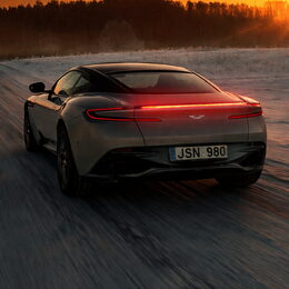 LED pásek na spoiler, brzdové světlo, carbon, 120 cm