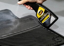 Meguiar's Gold Class Luxury Matte - ochrana vnitřních plastů a kůže, matný vzhled, 473ml