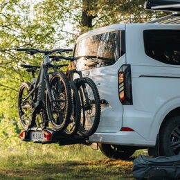 Nosič 4 kol na tažné zařízení Thule VeloSpace 3 + adaptér