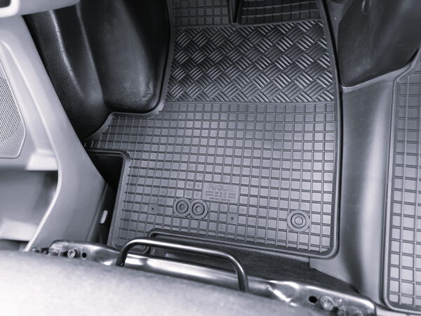 Gumové koberce FORD Transit r.v. 2014-> 2 místa