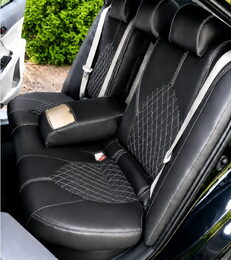 Autopotahy na míru TOYOTA CAMRY VI, XV70, od r. 2017-2024, AUTHENTIC VELVET CARO bílé