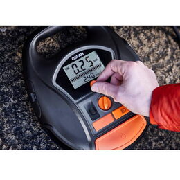 OSRAM Akumulátorový automatický digitální pneu kompresoror, 12V