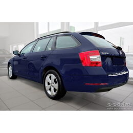 Ochranná lišta hrany kufru - Škoda Octavia III Combi FL r.v. 2016-2019, stříbrná