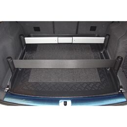 Vana do kufru AUDI Q5 2008-> fixace v kufru
