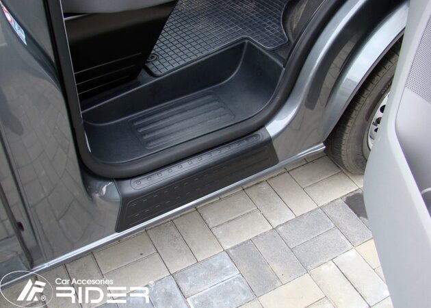 Kryty prahů Volkswagen T5 2003->