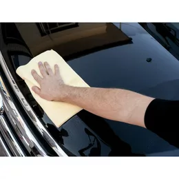Meguiars Ultimate Wash & Wax Anywhere - přípravek pro mytí bez vody, 768 ml