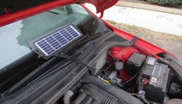 Solární nabíječka 3W pro udržovací dobíjení baterií