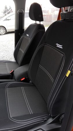 Autopotahy Volkswagen CADDY III, 5 míst, od r. 2003, AUTHENTIC DOBLO, žakar Audi