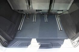 Vana do kufru MERCEDES Vito Tourer Long W447 r.v. 2014-> za 3. řadou