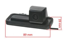 Kamera PAL/NTSC do vozu Mercedes B v madle kufru