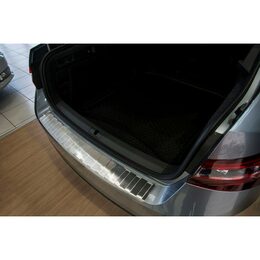 Ochranná lišta hrany kufru - Škoda Superb III Lilftback r.v. 2012->