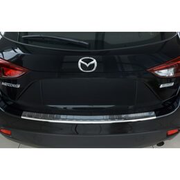 Ochranná lišta hrany kufru - Mazda 3 Hatchback r.v. 2013->