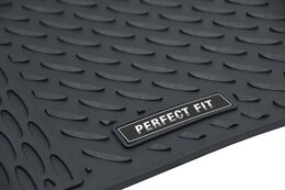 Koberce gumové PERFECT FIT P2 s fixací sada 4ks