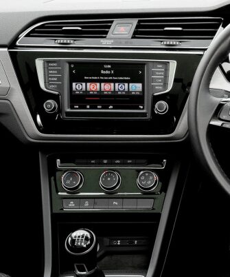2DIN redukce VW Touran 2015-