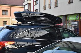Střešní box Thule Motion XT L lesklá černá