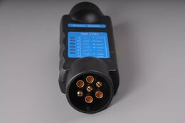 Tester zásuvky přívěsu 7 pólů - 12V