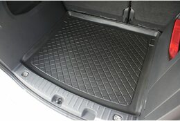 Vana do kufru VOLKSWAGEN Caddy Life Combi 2004-> bez mřížky