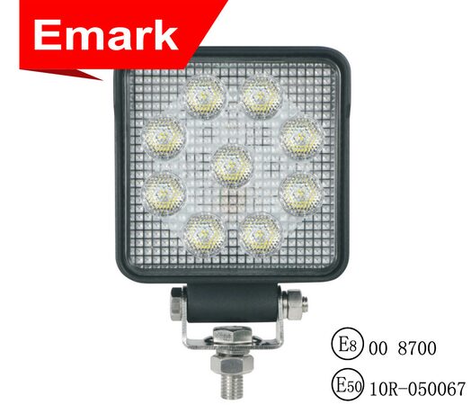 Couvací světlomet LED 1710 lm 12-24V Homologace