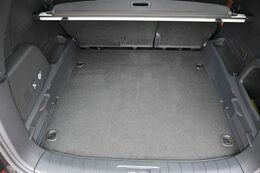 Vana do kufru SSANGYONG Rexton r.v. 2017-> 5 míst