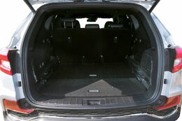 Vana do kufru SSANGYONG Rexton r.v. 2017-> 5 míst
