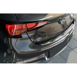 Ochranná lišta hrany kufru - Opel Astra K Hatchback r.v. 2015->