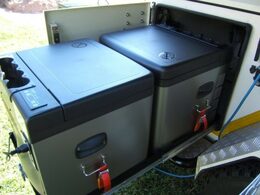 Kompresorová autolednička Indel B TB45A, 12/24V/230V 45 litrů