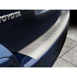 Ochranná lišta hrany kufru - Toyota Avensis II Combi r.v. 2003-2009