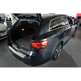 Ochranná lišta hrany kufru - Toyota Avensis III Combi r.v. 2015->