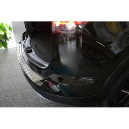 Ochranná lišta hrany kufru - Toyota RAV4 IV r.v. 2015->
