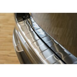 Ochranná lišta hrany kufru - Volvo XC90 r.v. 2014->