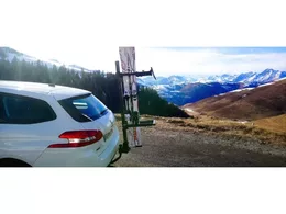 Nosič lyží na tažné zařízení BUZZ SKI RACK