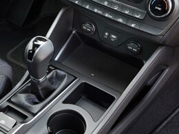 Qi indukční INBAY nabíječka telefonů Hyundai Tucson 2015-, 10W